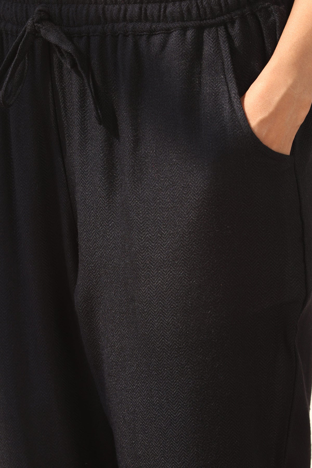 Naadirah Maryam Faux Wool Narrow Pants