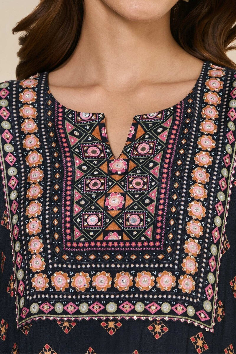 Mehrunissa Saira Kurta