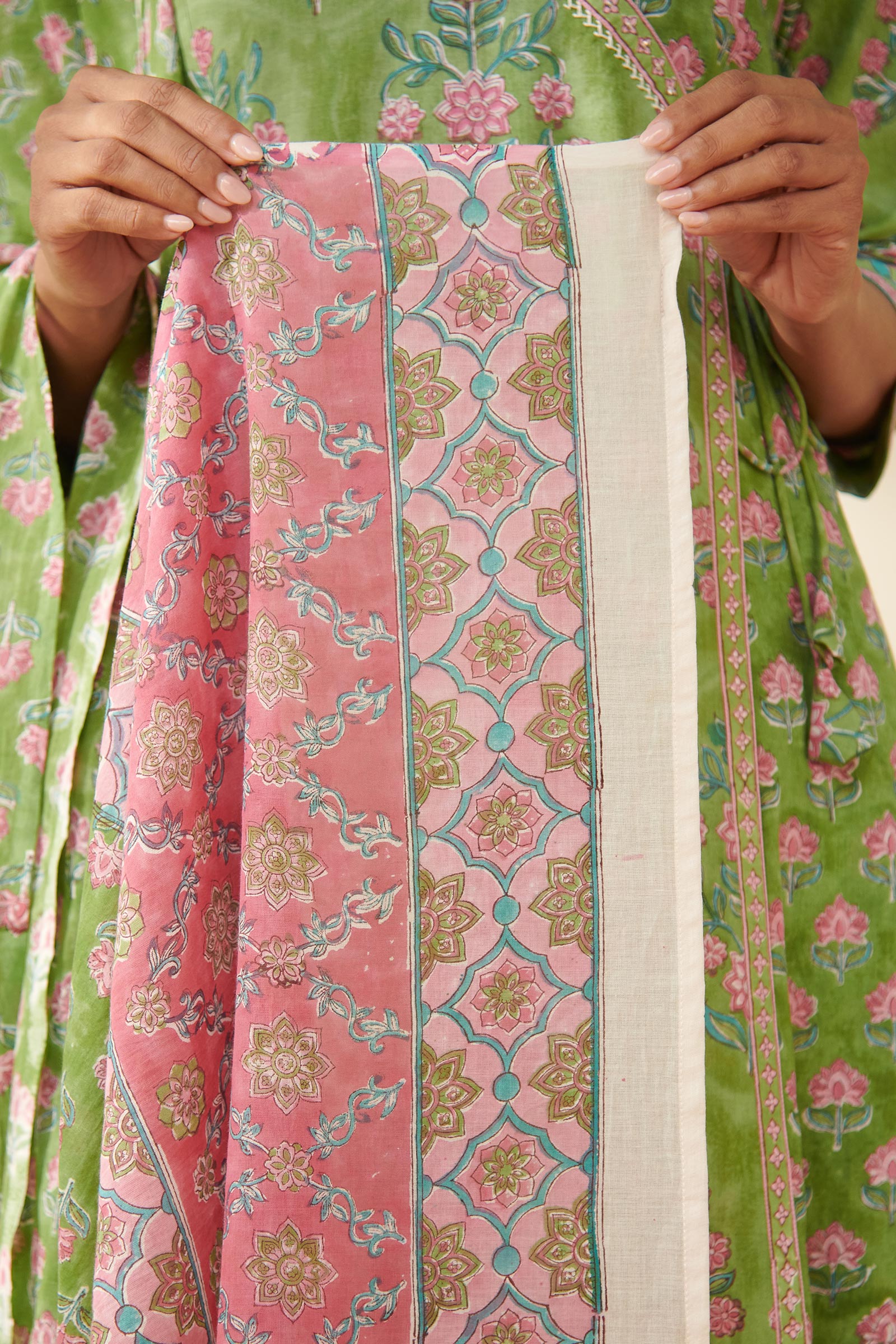 Gulbarg Sarai Dupatta