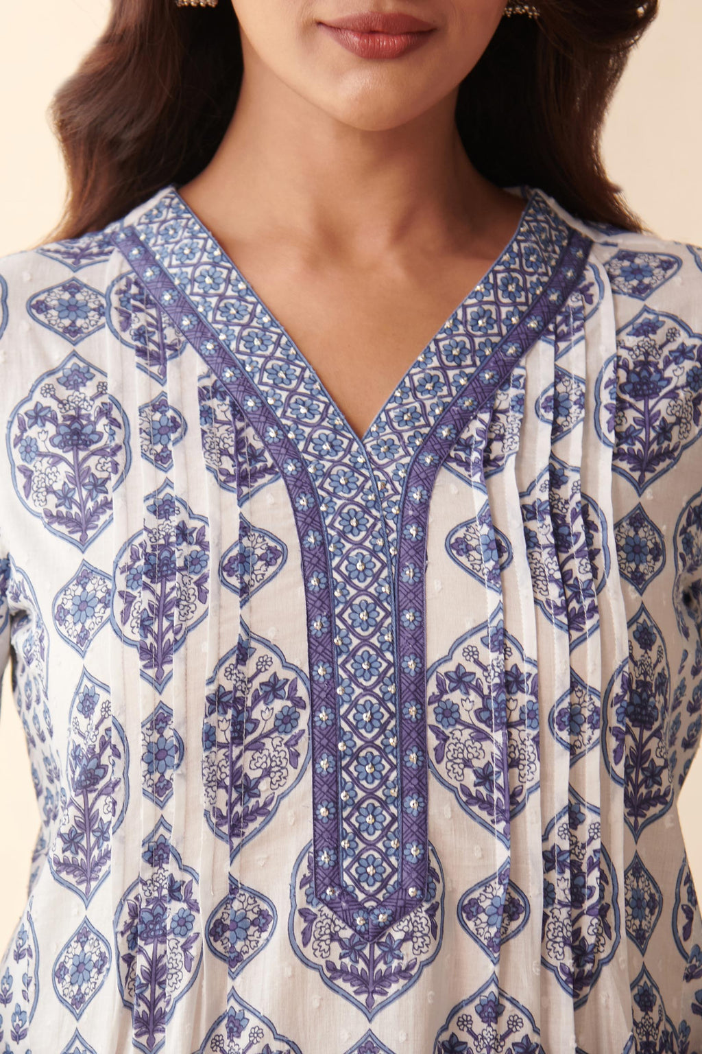 Neelofar Nihad Sanganeri Kurta