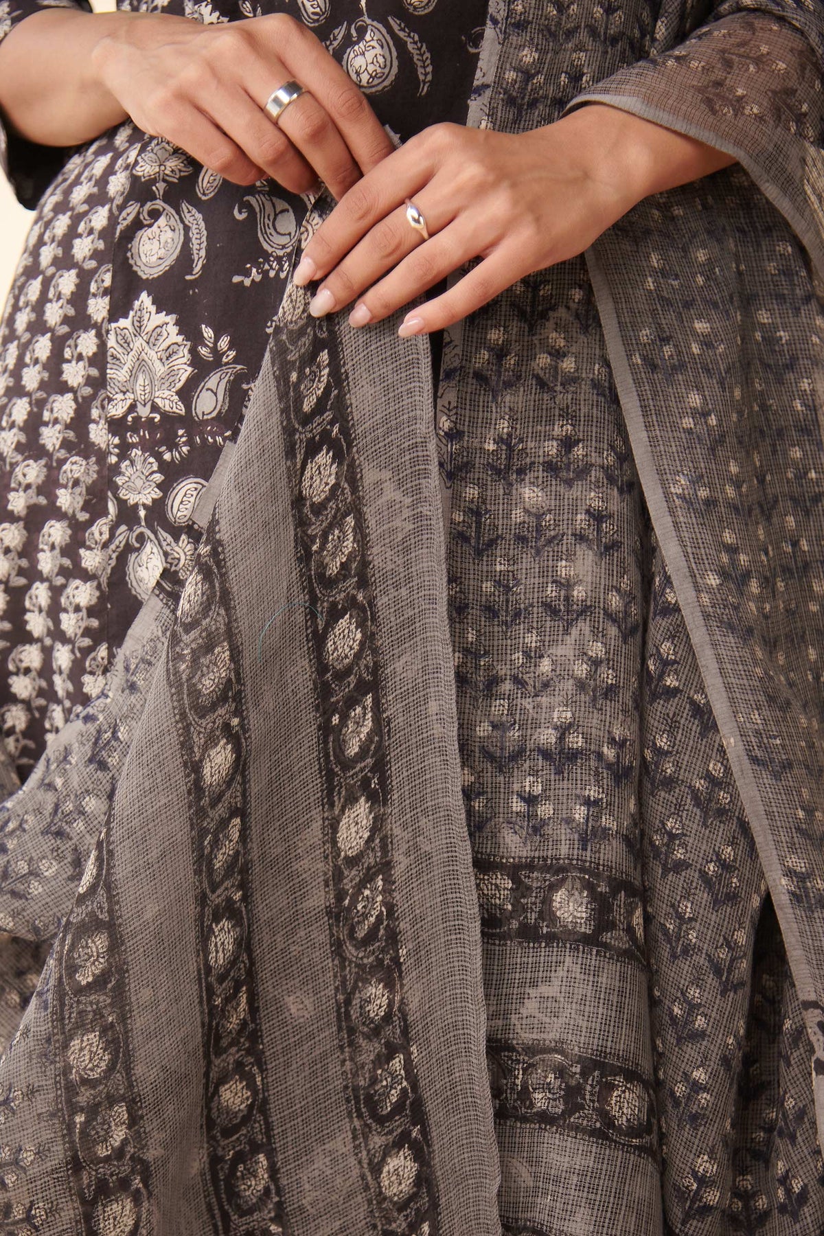 Sehra Farhat Bagru Dupatta
