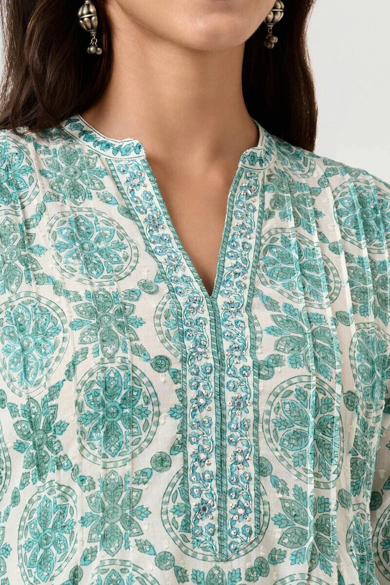 Surplus: Neelofar Rasia Sanganeri Kurta