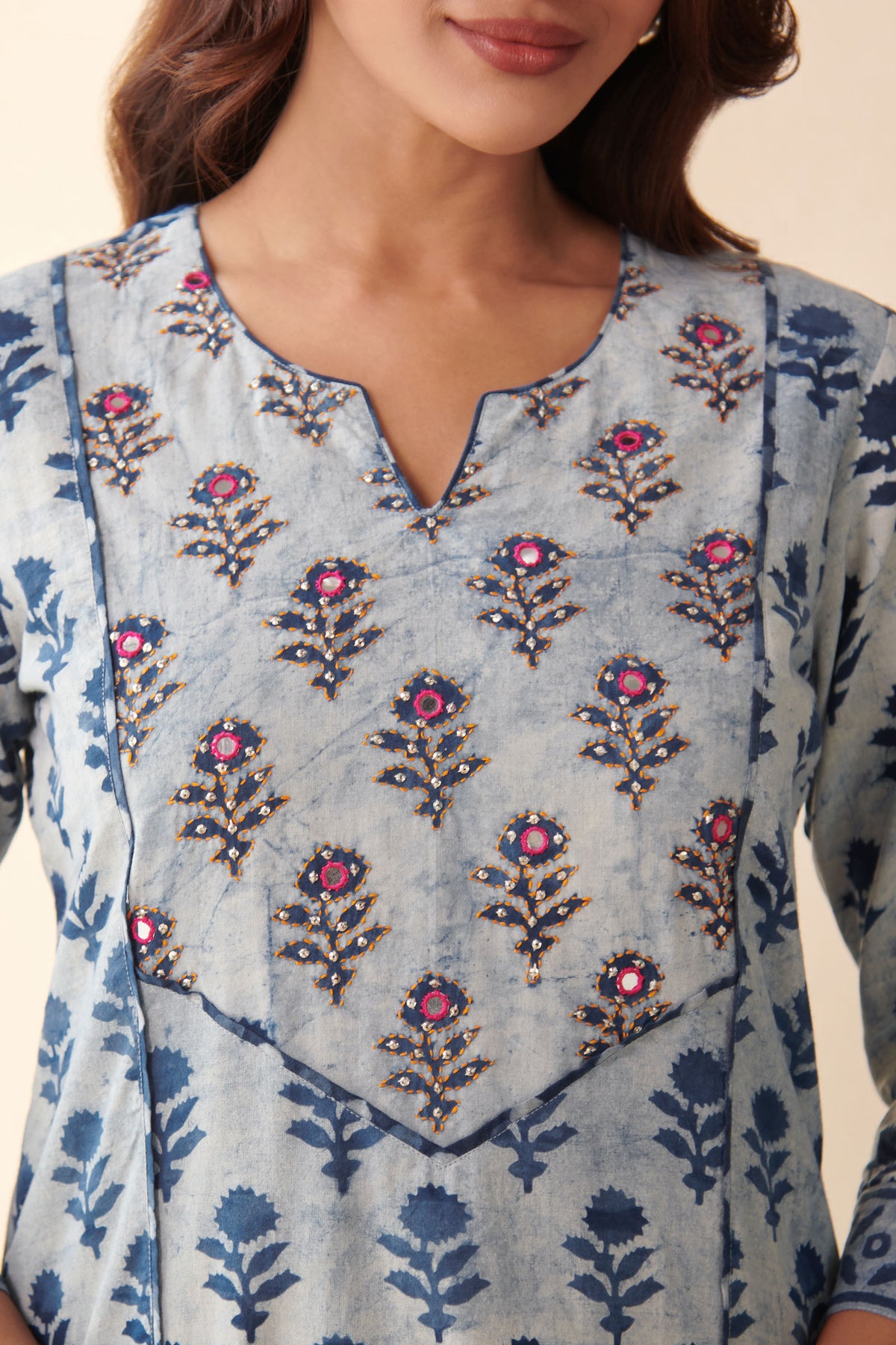 Nurtaj Rumaisa Bagru Dabu Kurta