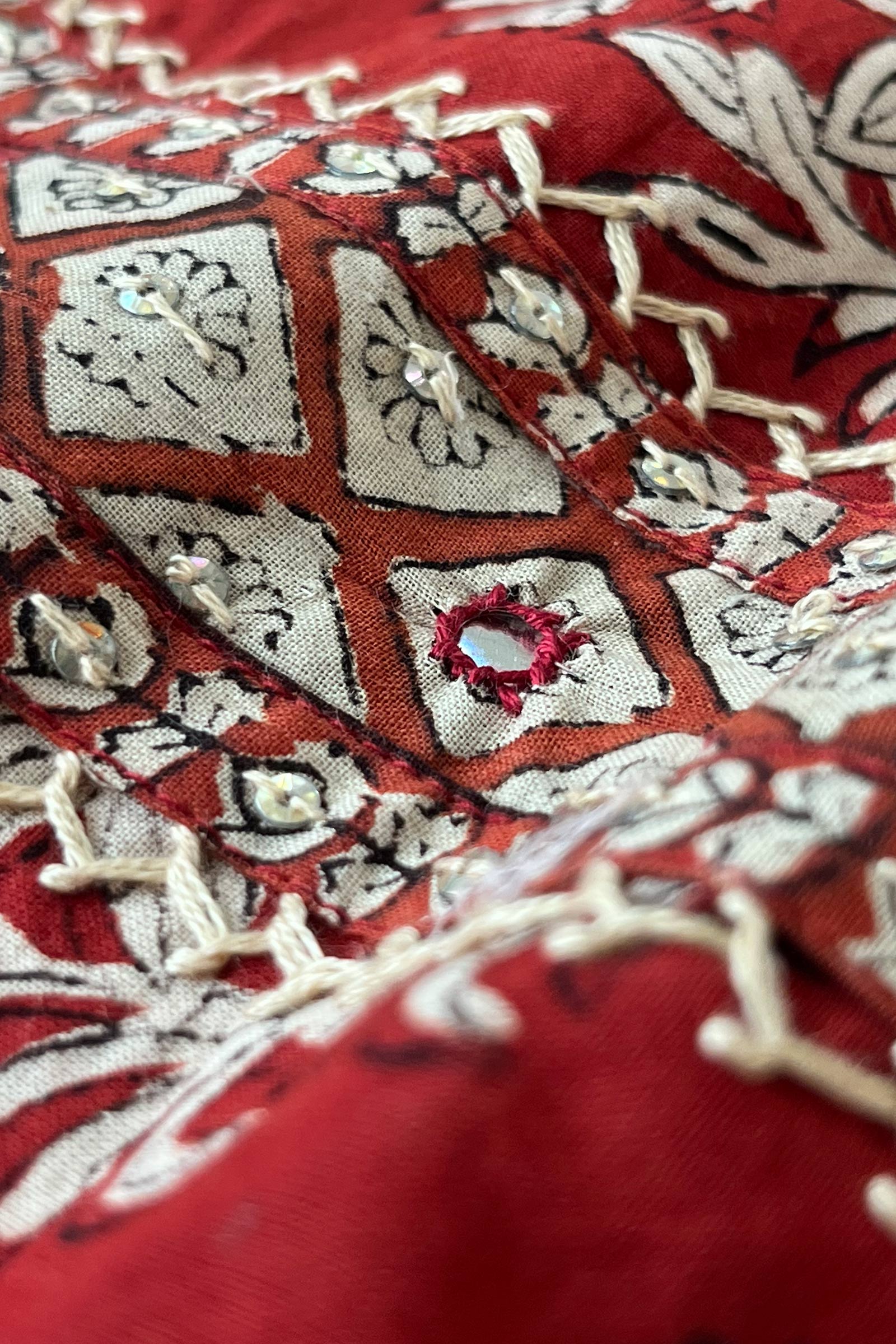 Sehra Fazeen Bagru Kurta