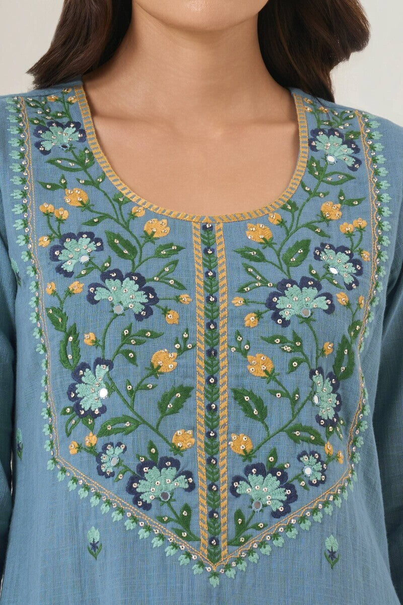 Mehraab Nihad Kurta