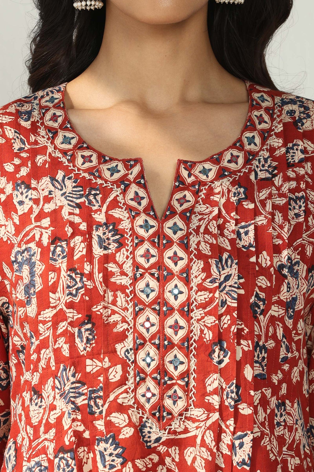 Sehra Sumaira Bagru Kurta