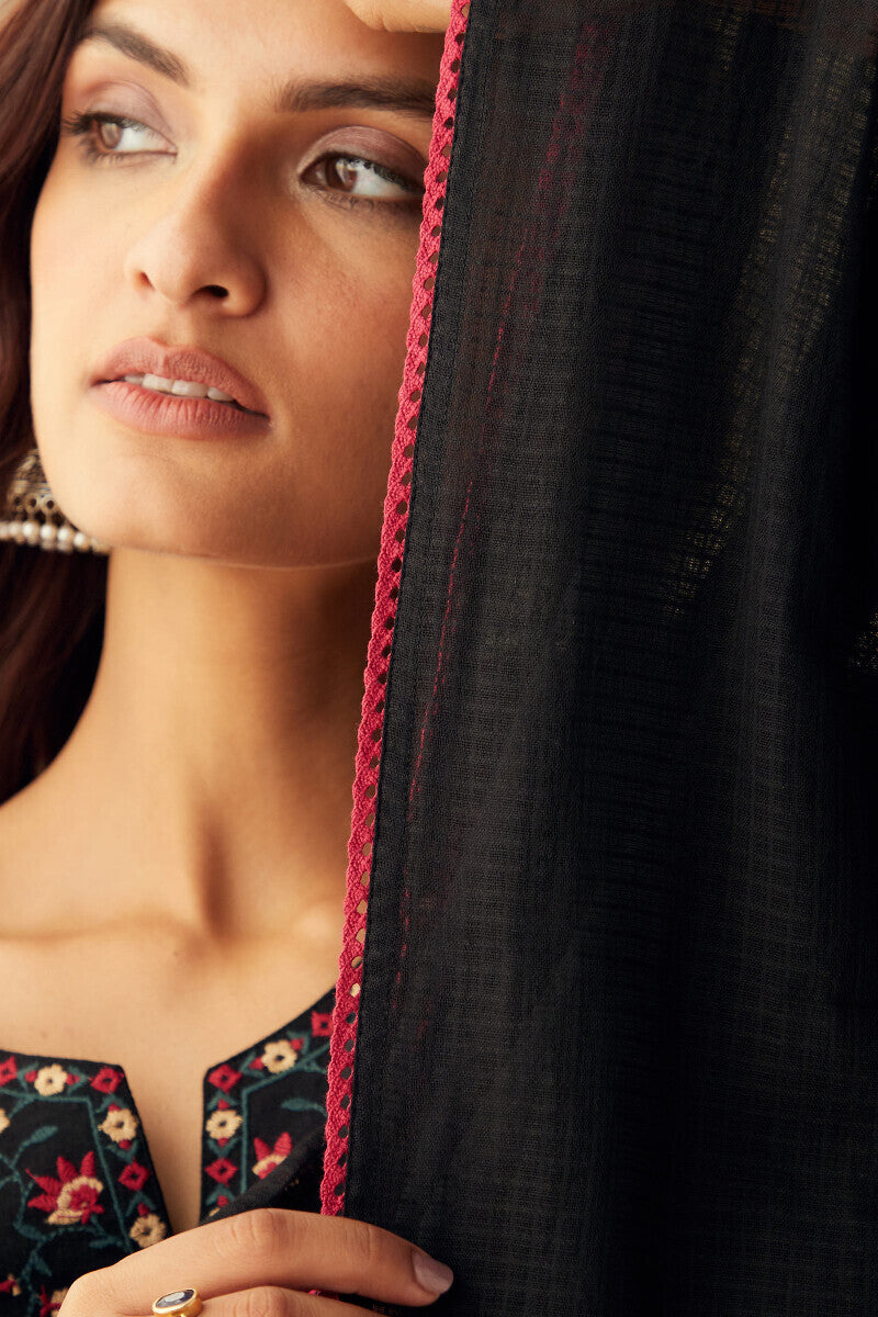 Roza Zoya Dupatta