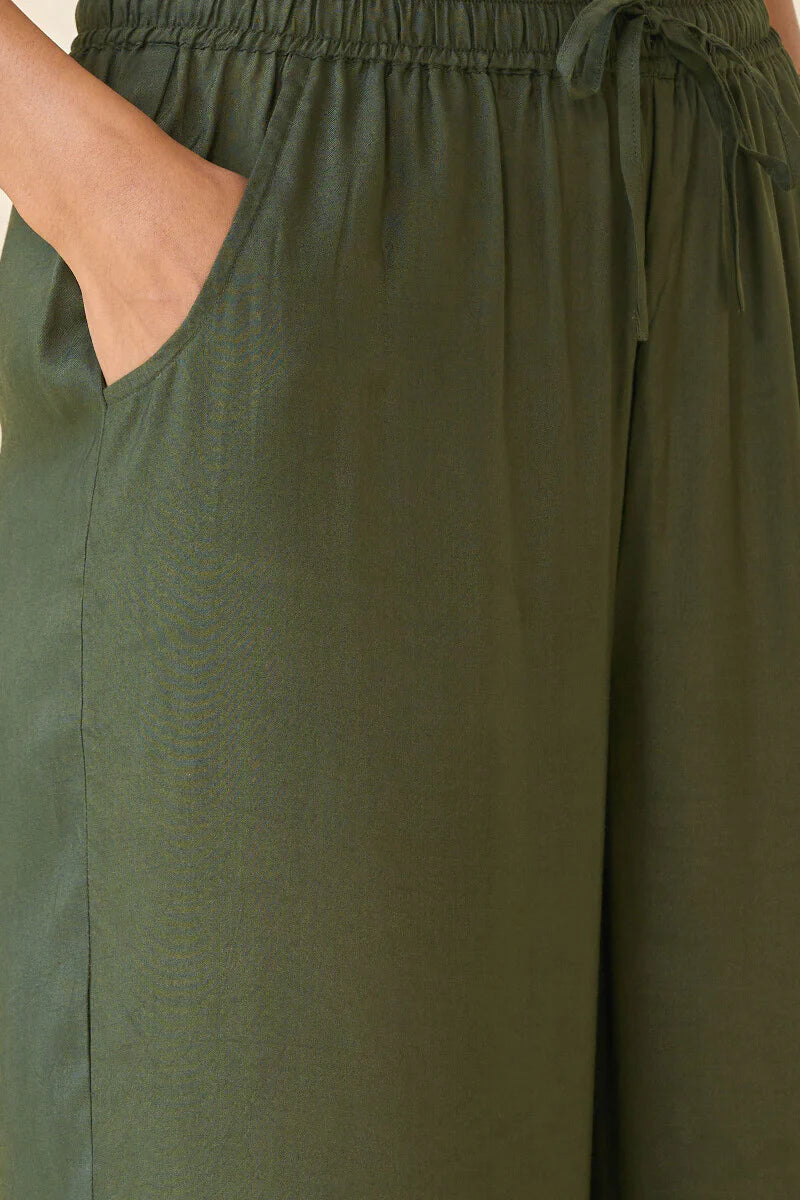 Surplus: Mehrunissa Arya Farsi