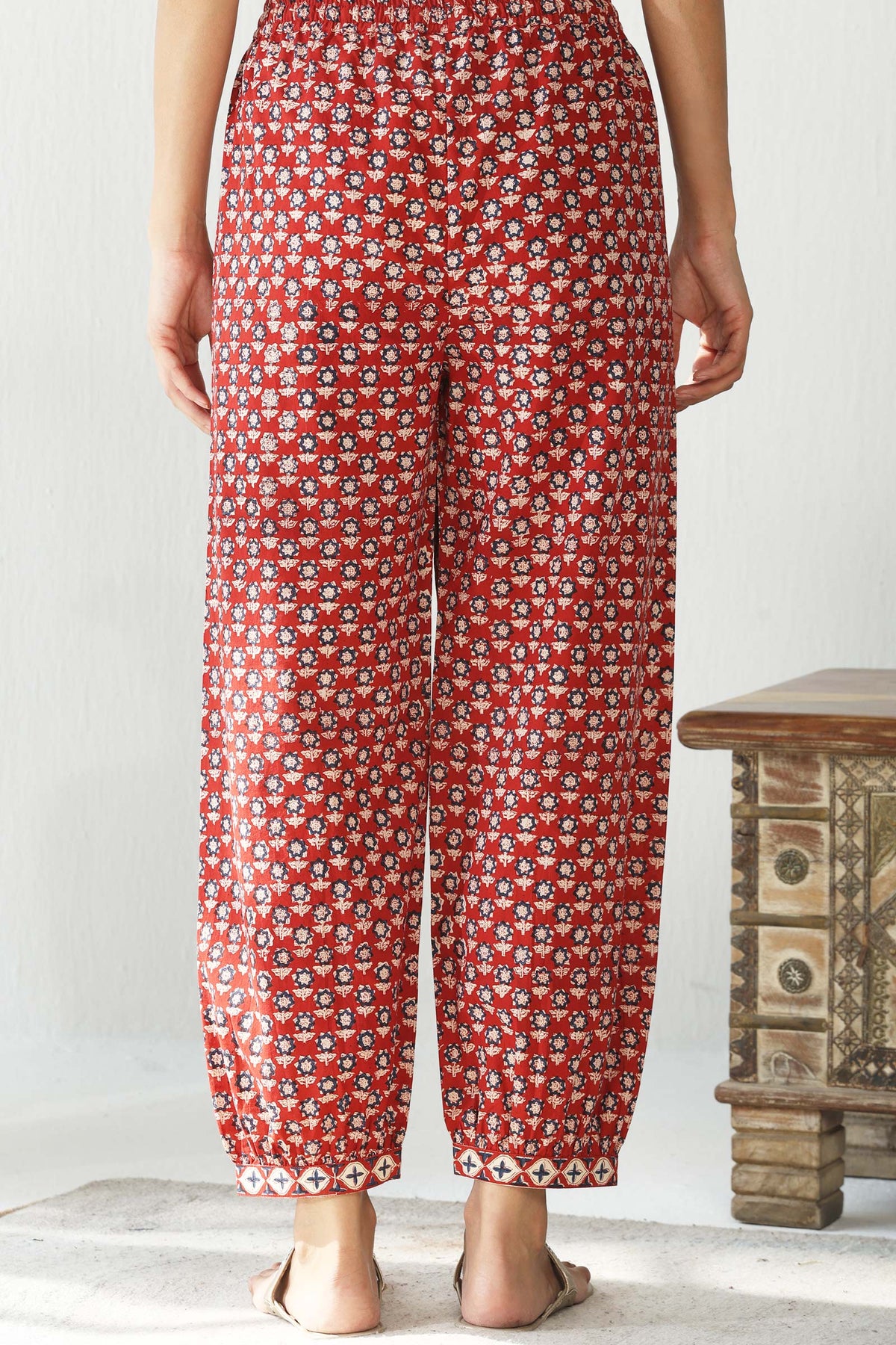 Surplus: Sehra Kainat Bagru Izhaar Pants