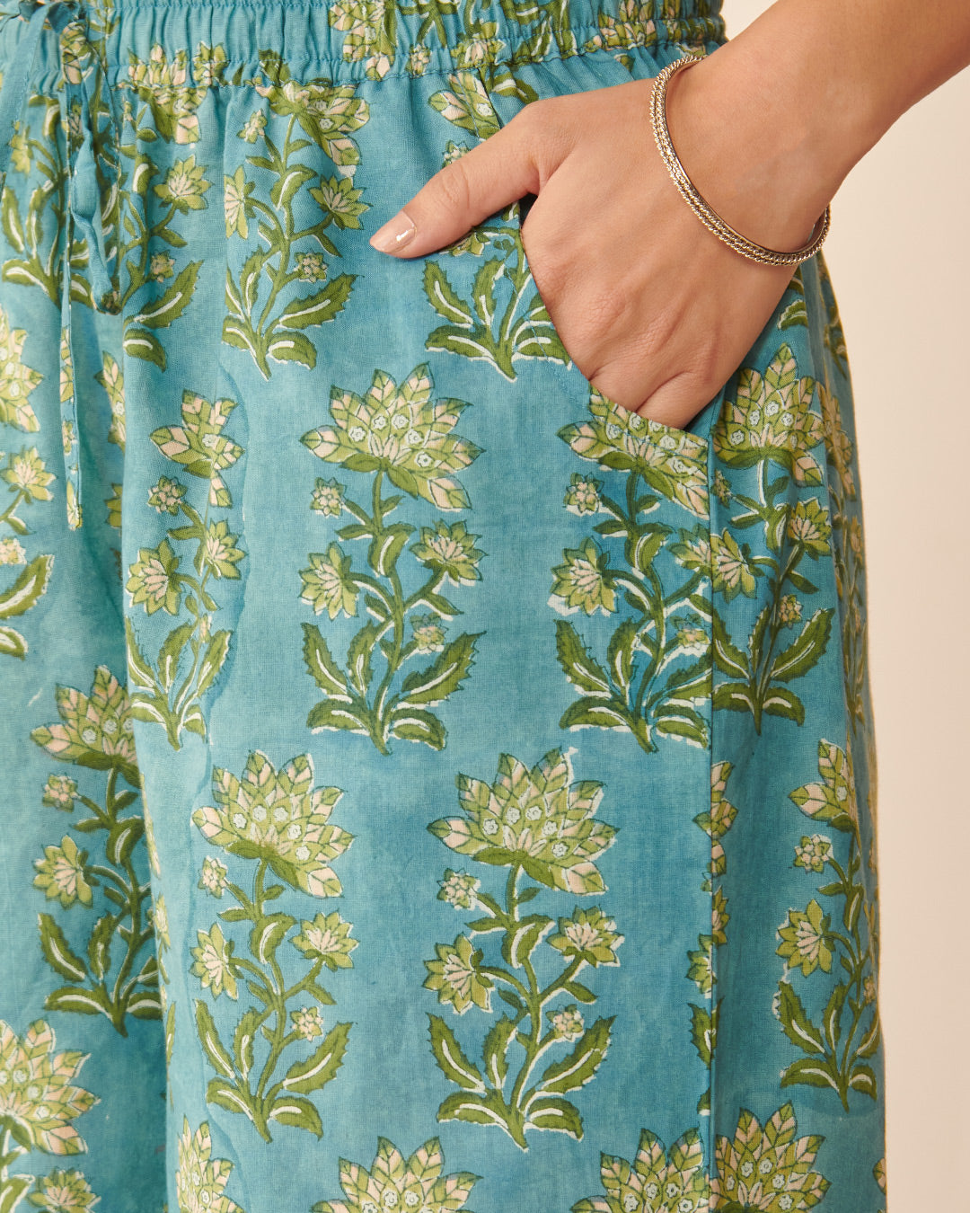 Mehreen Faraz Sanganeri Farsi