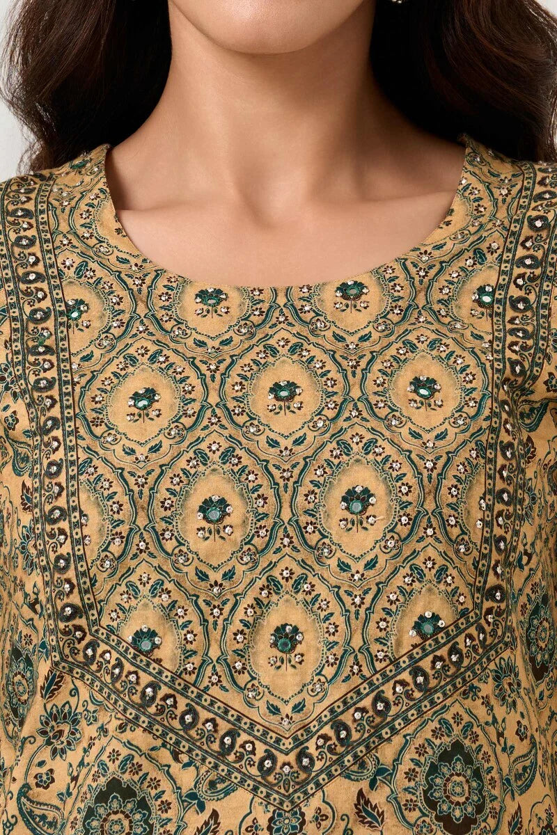 Surplus: Rangrez Naziya Kurta