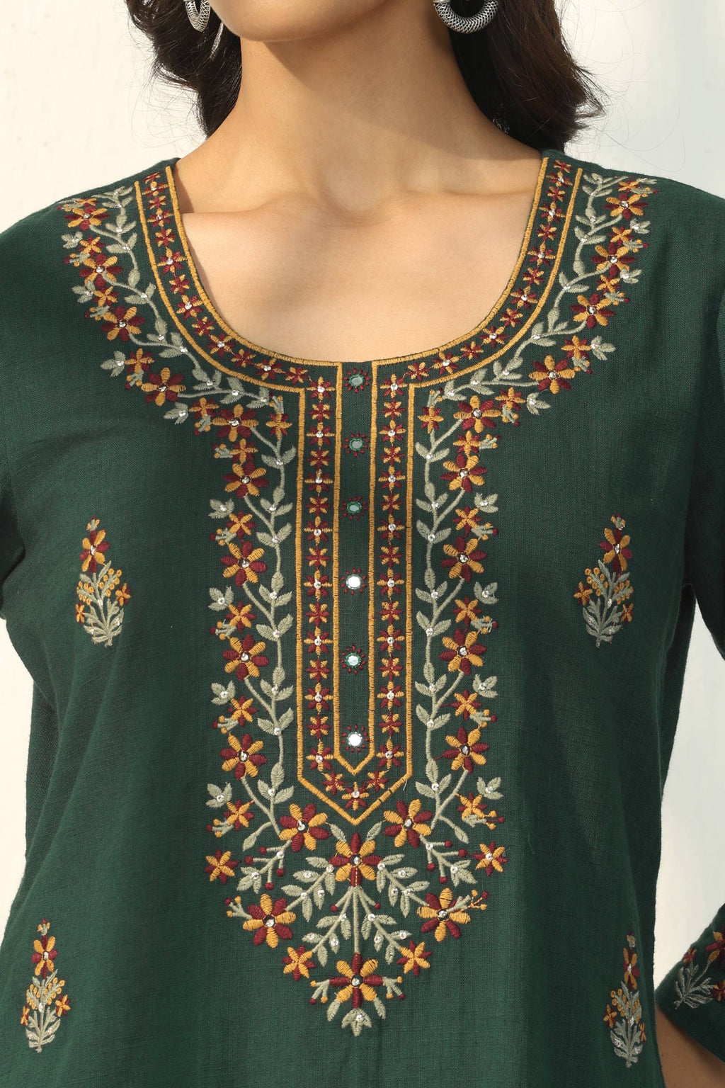 Mehraab Nusreen Kurta