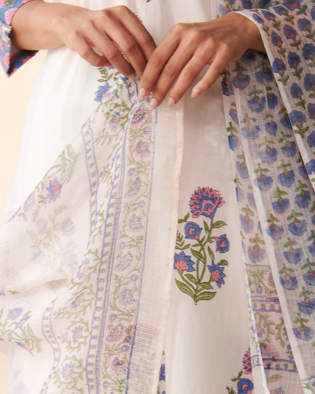 Gulbarg Zeinab Sanganeri Dupatta