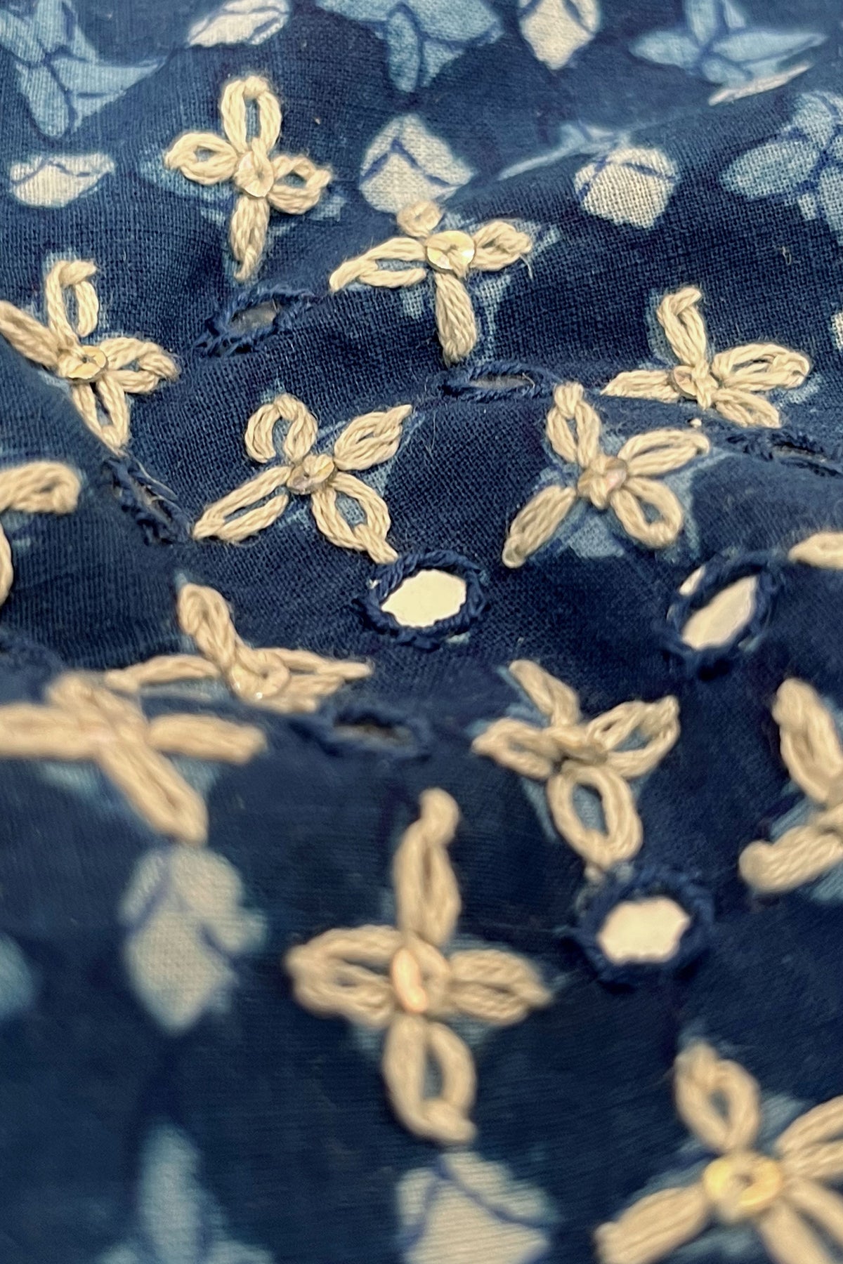 Sehra Nusrat Indigo Kurta