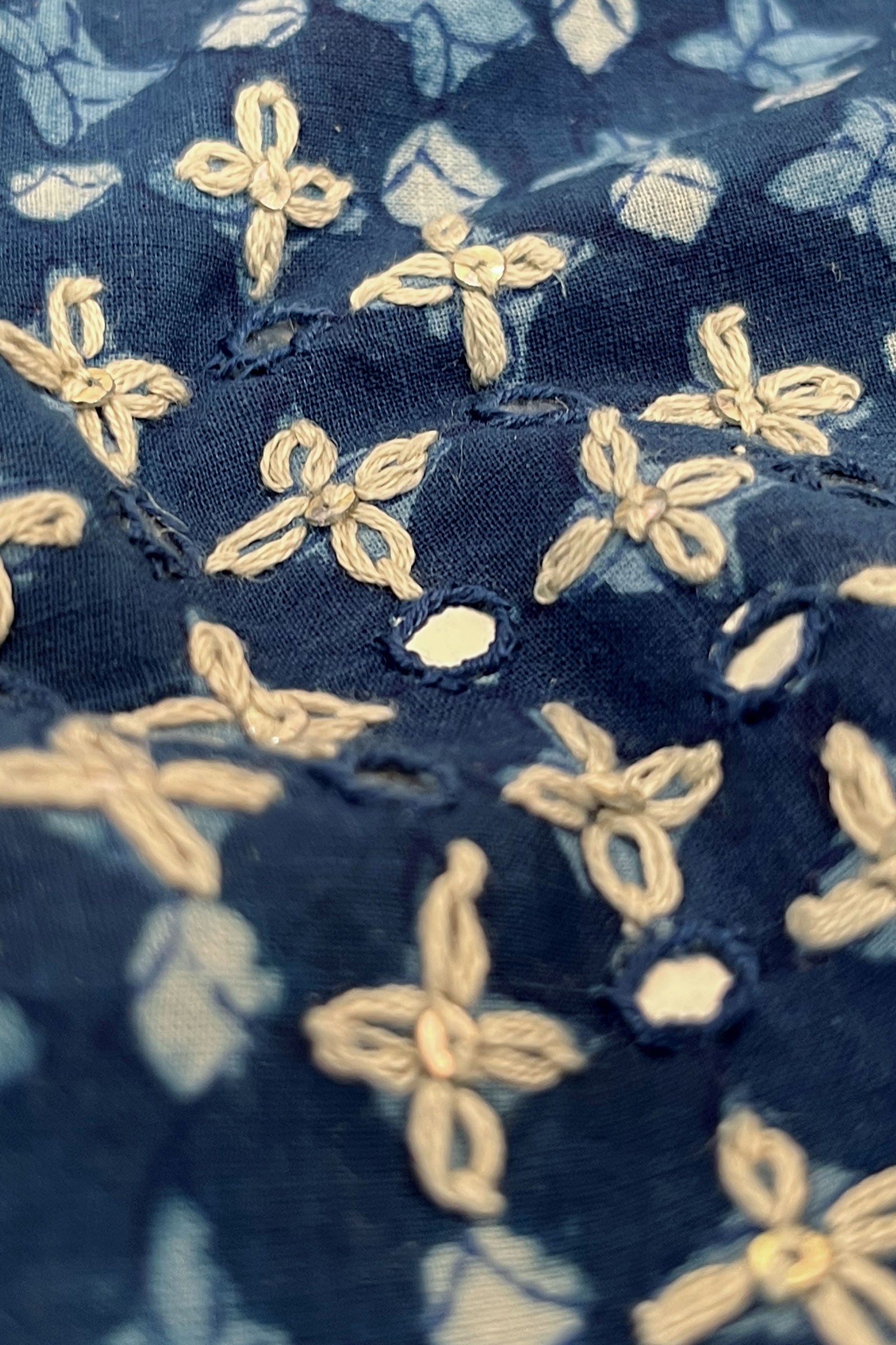 Sehra Nusrat Indigo Kurta