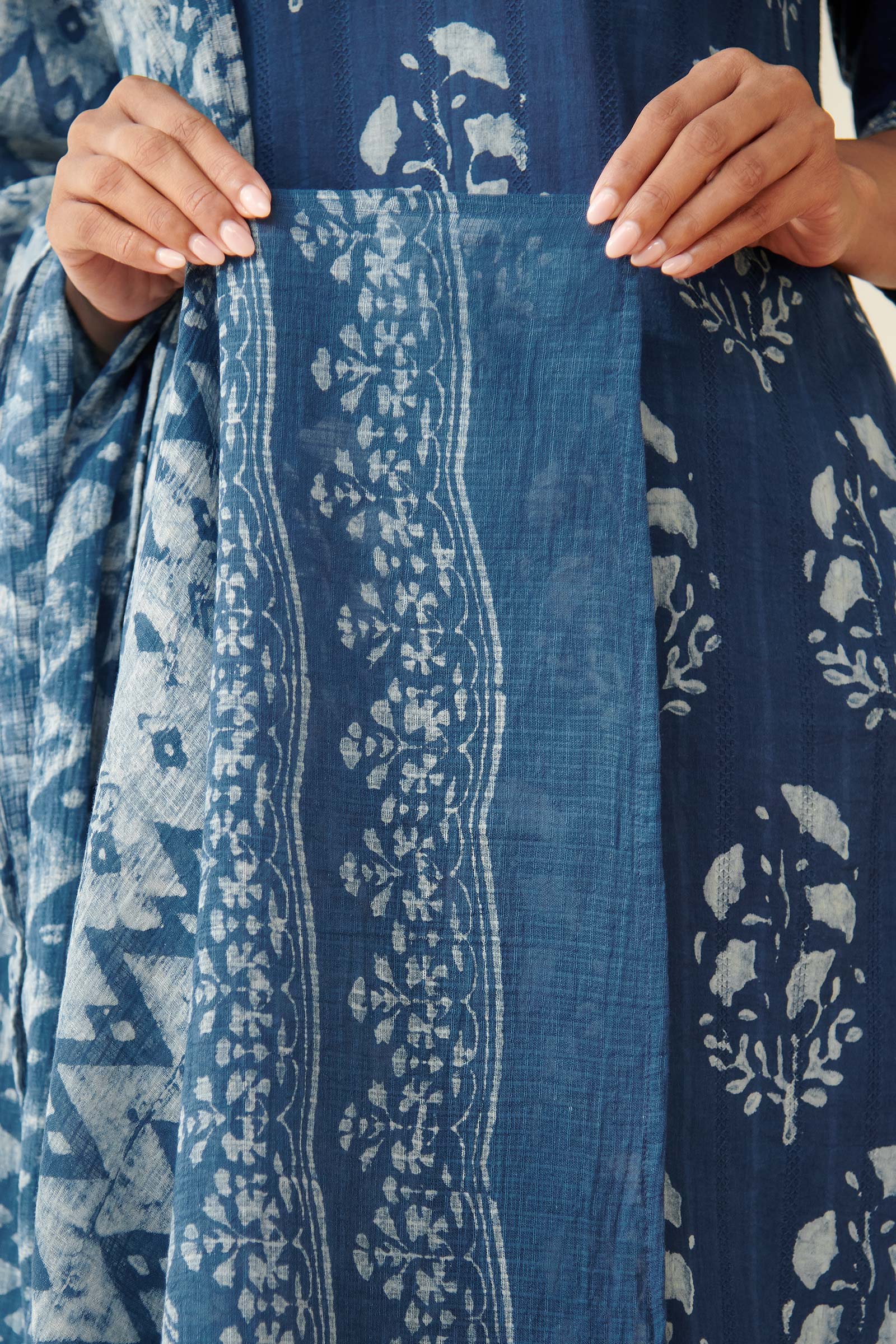 Surplus: Noor Rumaisa Akola Dupatta