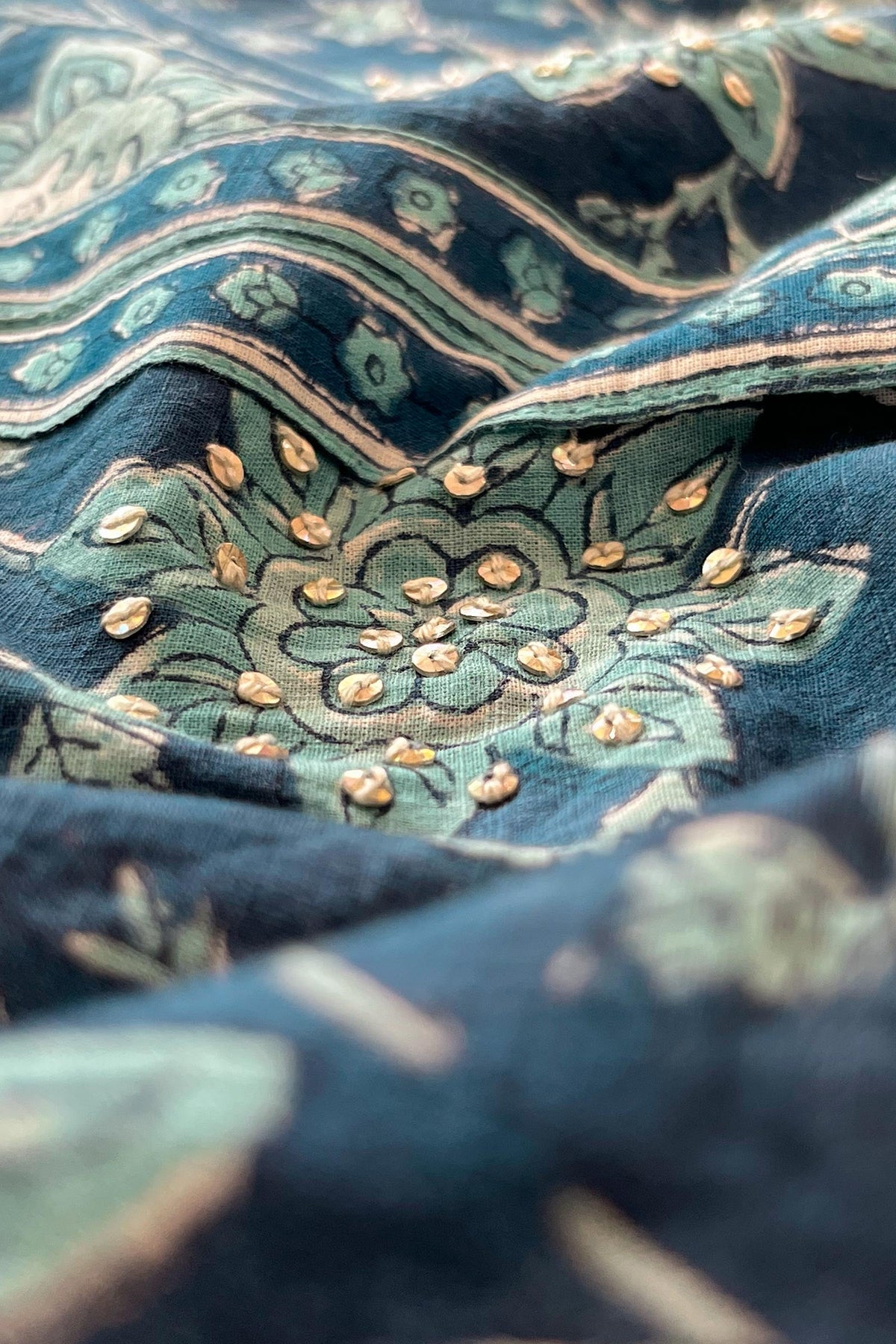 Surplus: Neelofar Zeinab Sanganeri Kurta