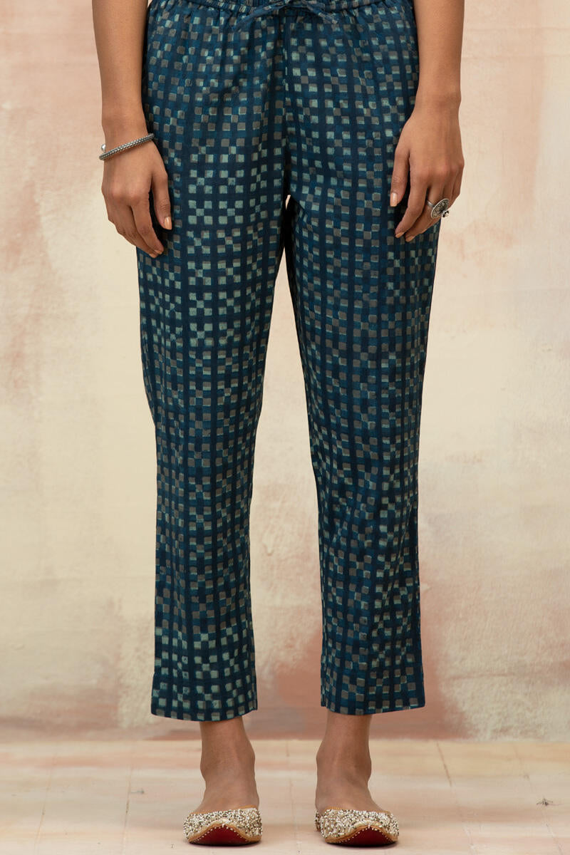 Rehnuma Afreen Narrow Pants