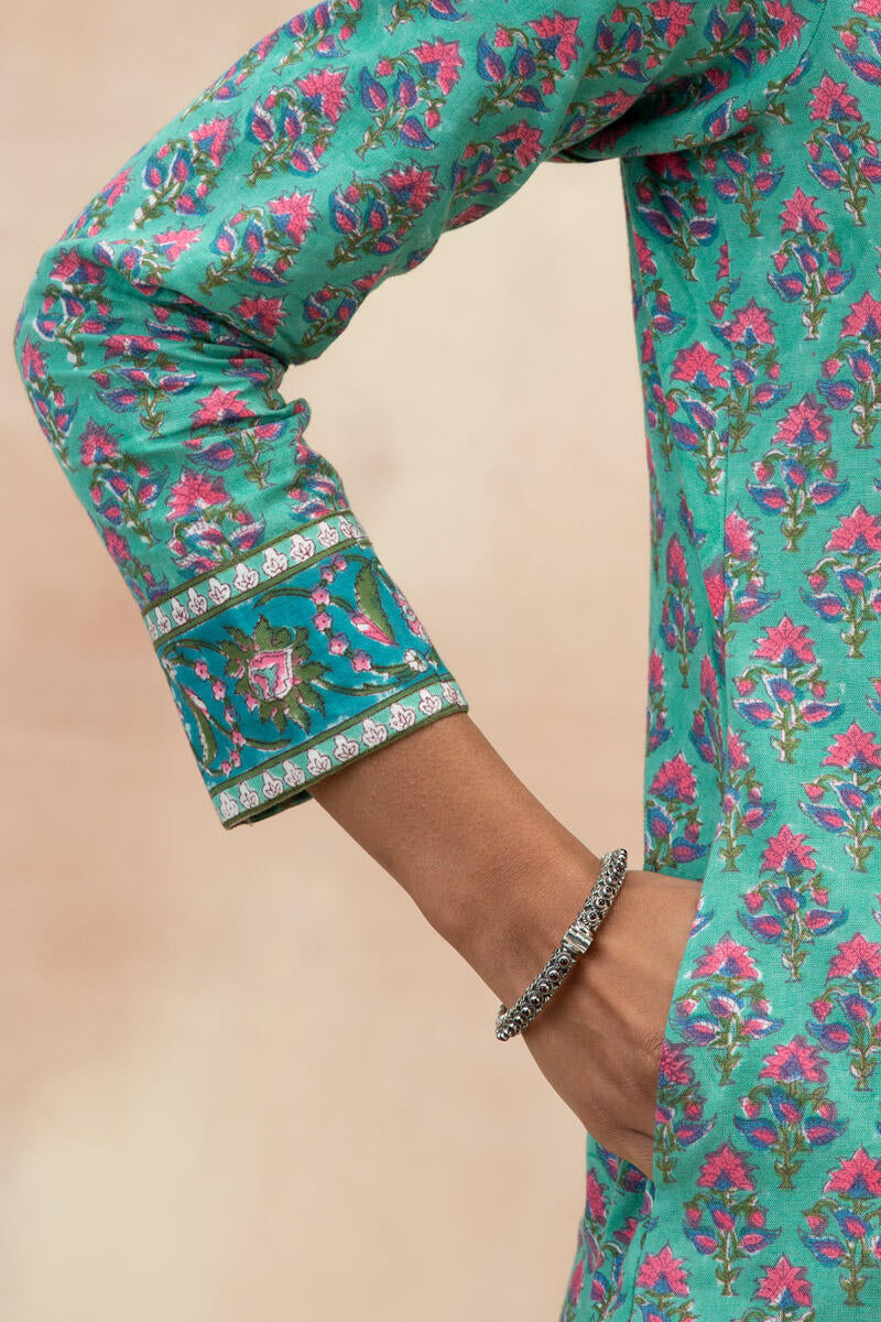 Naadirah Jasmina Kurta