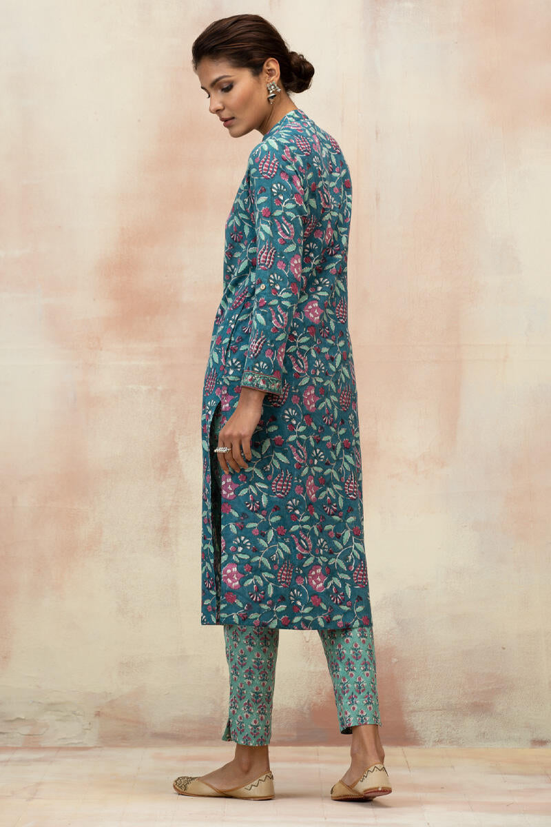 Naadirah Dilnaz Kurta