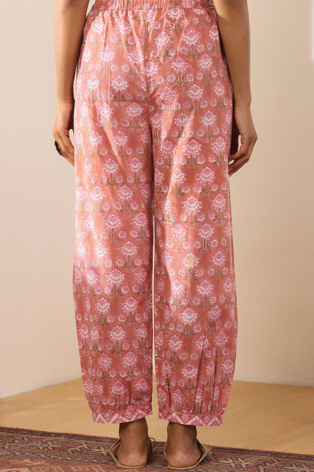 Surplus: Roz Meher Ziya Izhaar Pants