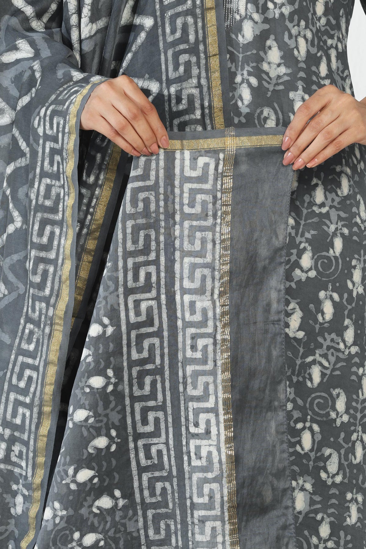 Sehra Rasia Dabu Dupatta