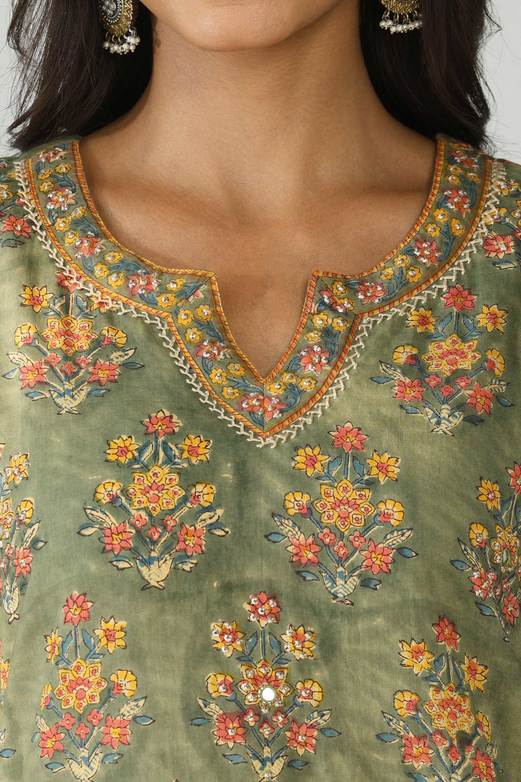 Nayanjal Inaya Sanganeri Kurta