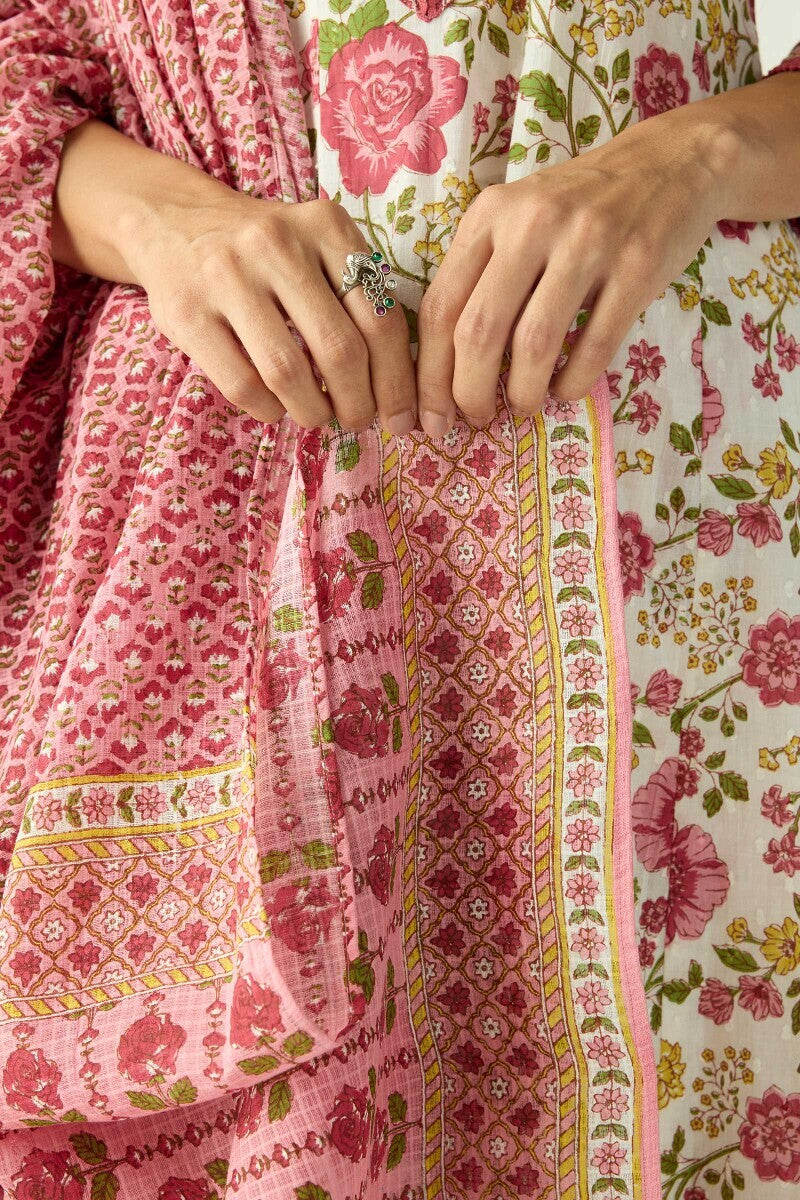 Gauhar Nida Dupatta