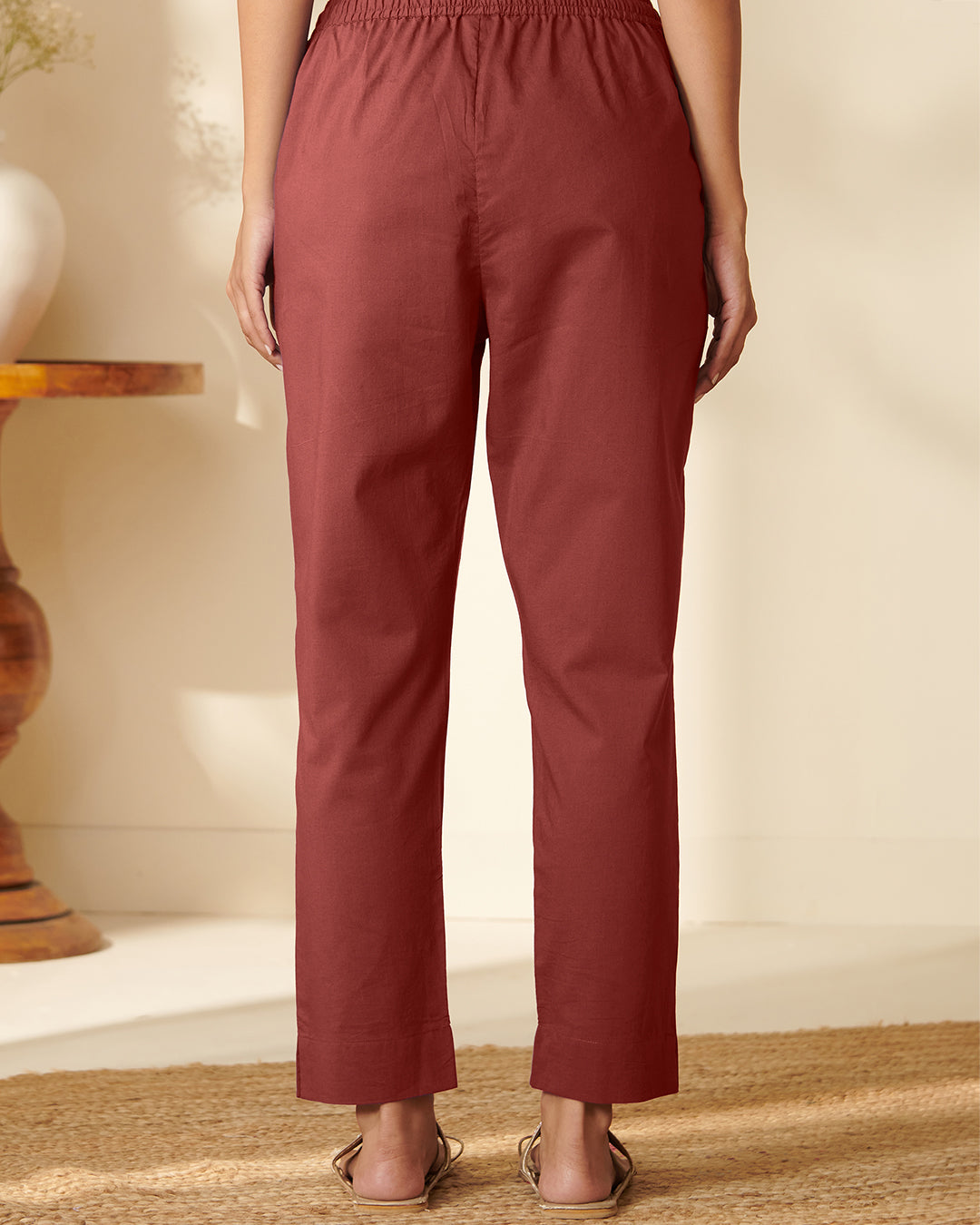Roza Nikhat Maroon Narrow Pants