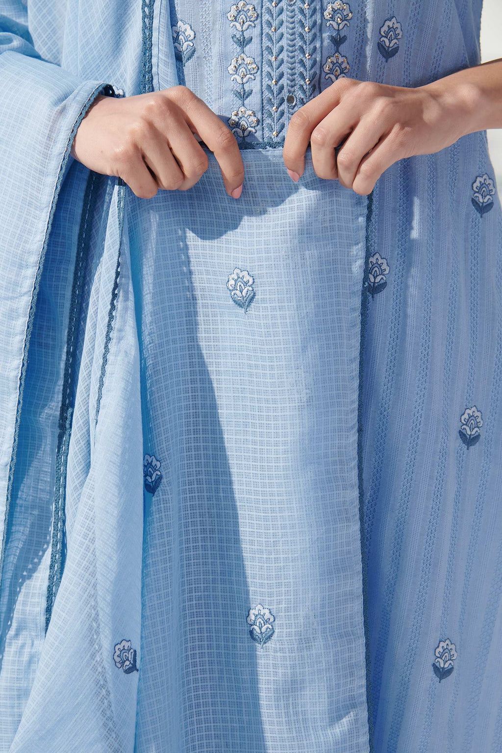 Mehraab Ameera Blue Dupatta