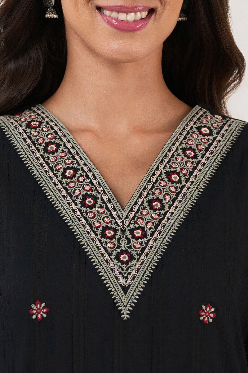 Mehraab Aliza Kurta