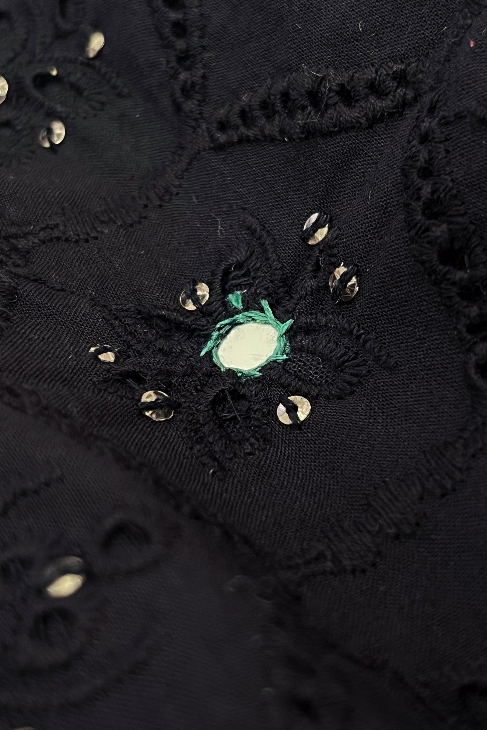 Surplus: Mumtaz Rania Black Kurta