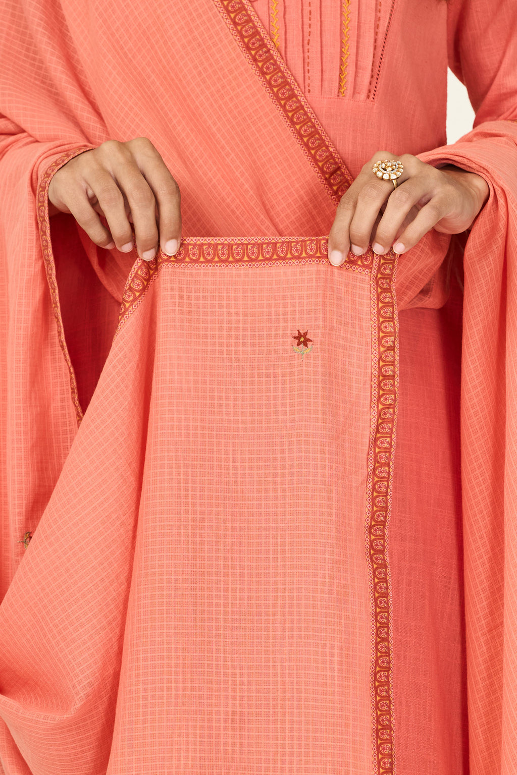 Roza Kiara Salmon Dupatta