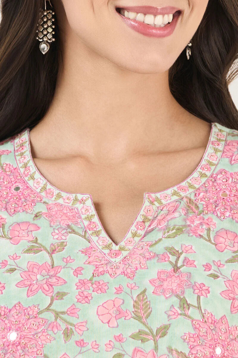 Surplus: Roz Meher Azah Sanganeri Kurta