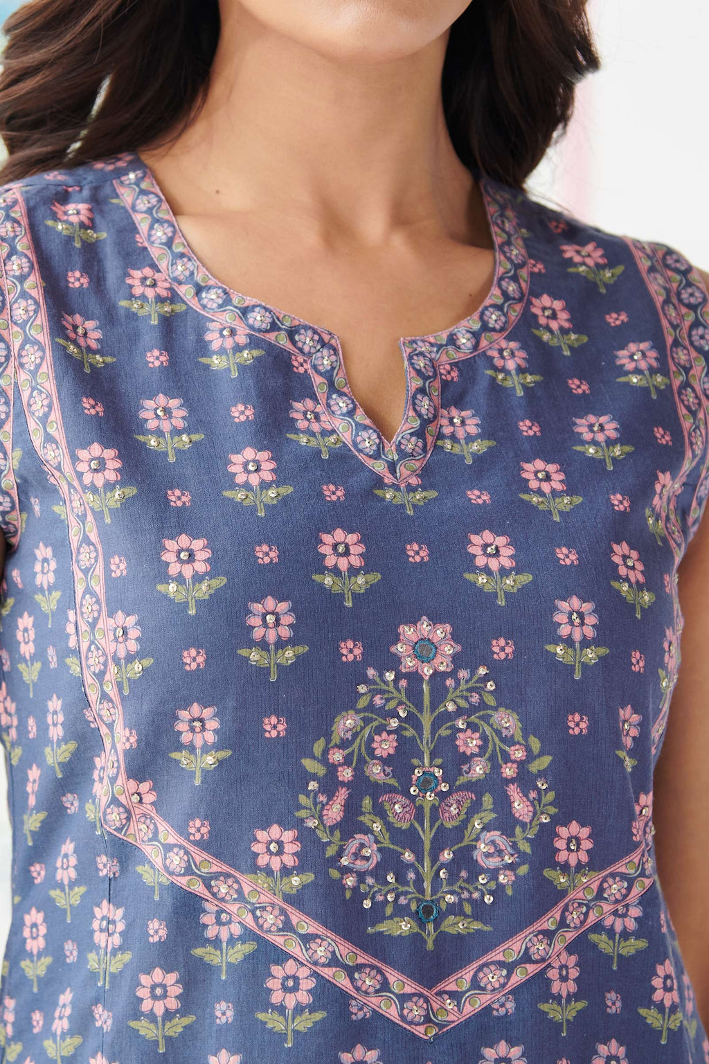 Gulbahar Mirza Kurta