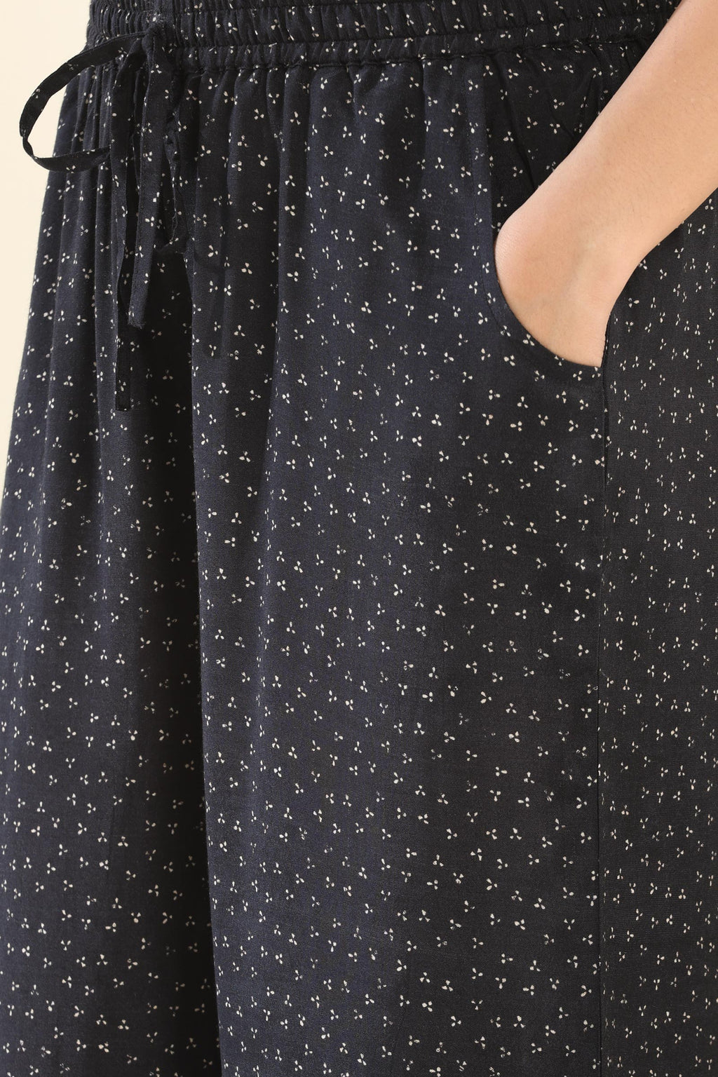 Rangrez Sehreen Farsi