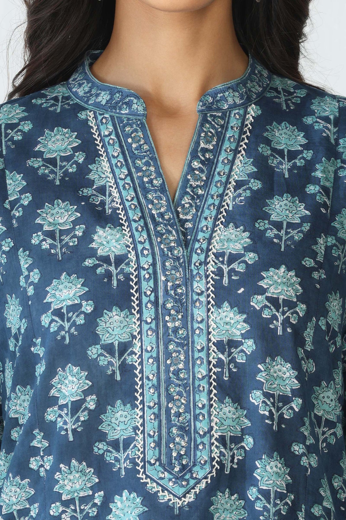 Neelofar Shaira Sanganeri Kurta