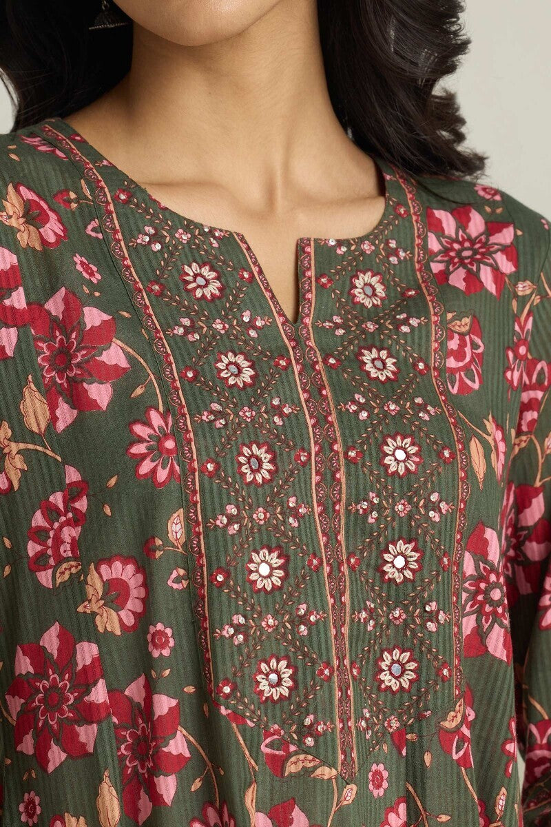 Gulraiz Falak Sanganeri Kurta