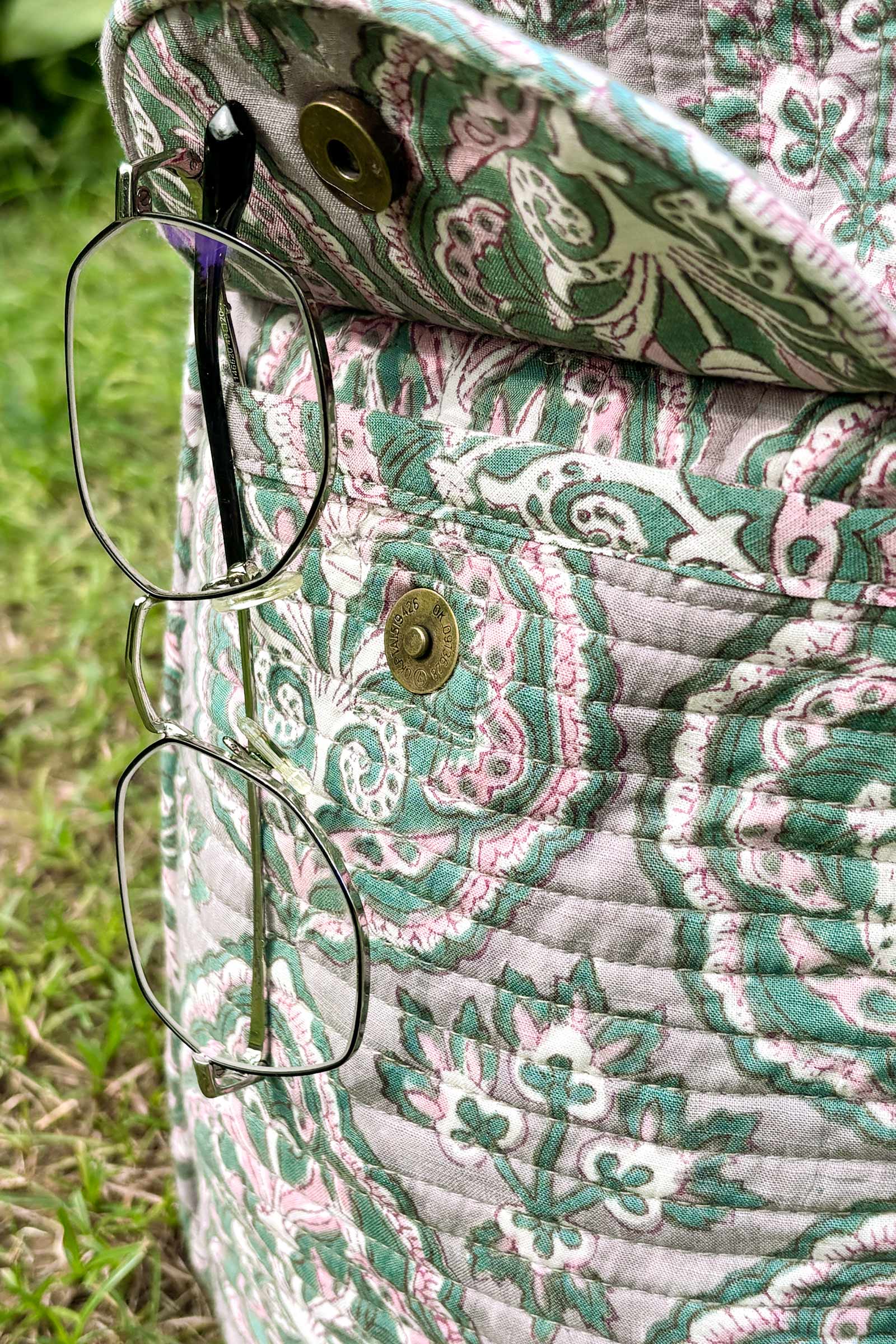 Roza Falak Holdall Bag