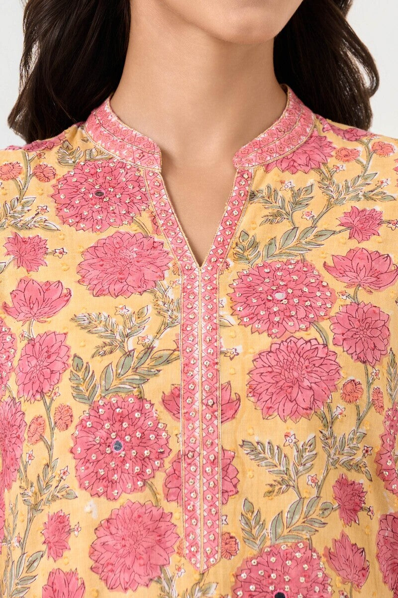 Gauhar Samreen Sanganeri Short Kurta