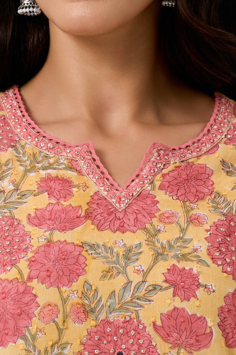 Gauhar Shaira Sanganeri Kurta