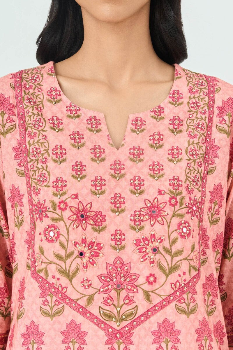 Meher Mahira Kurta