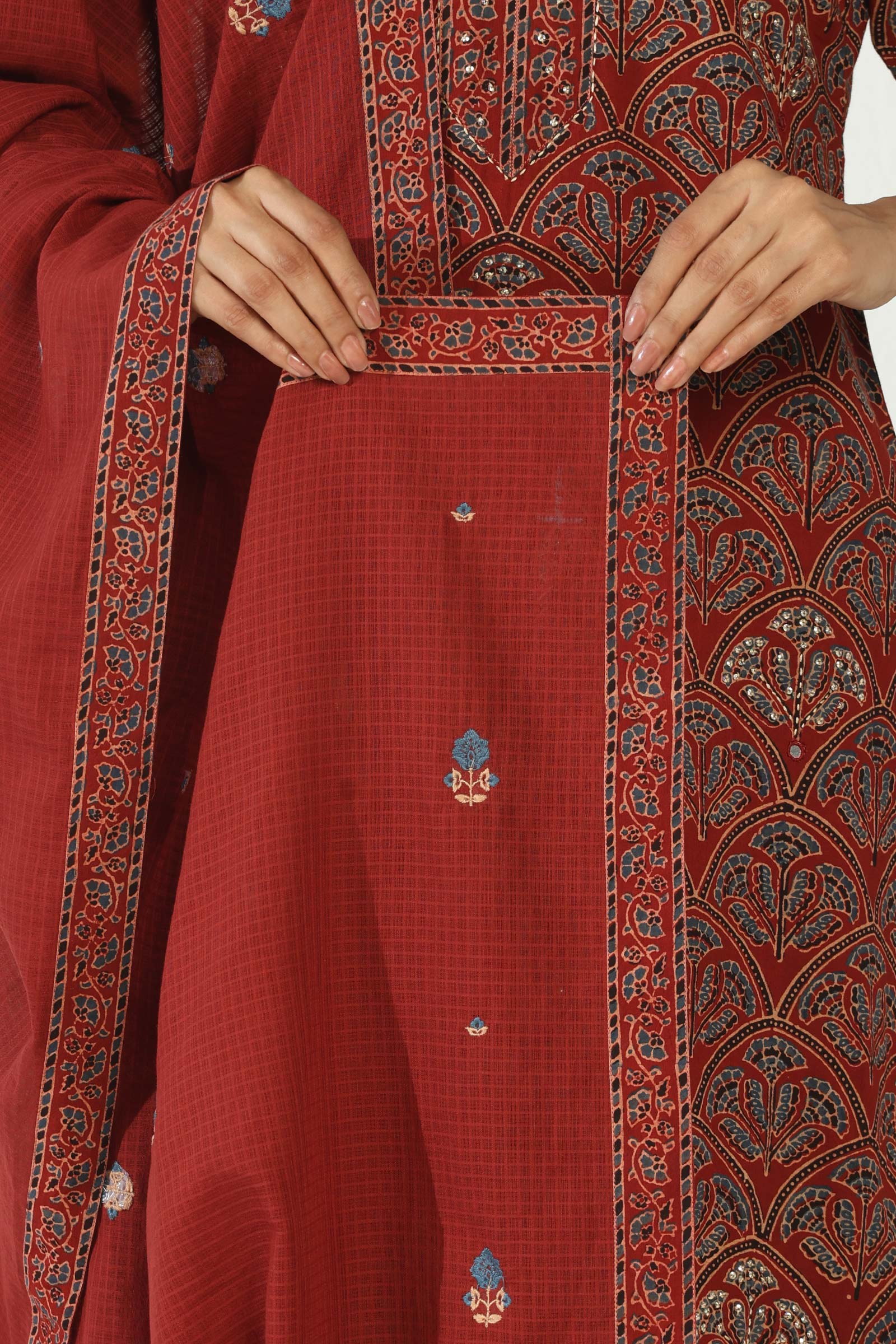 Sehra Samira Dupatta