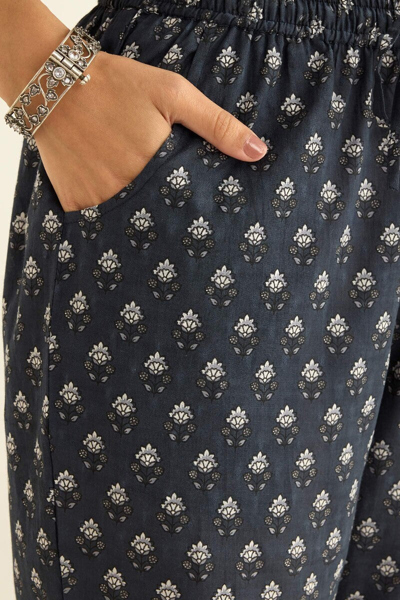 Gulraiz Aafreen Narrow Pants