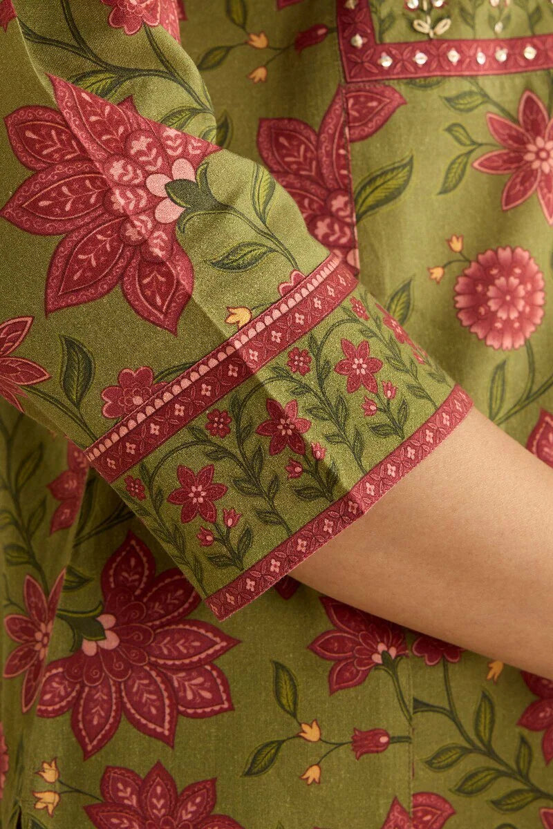 Surplus: Gulraiz Mahira Kurta