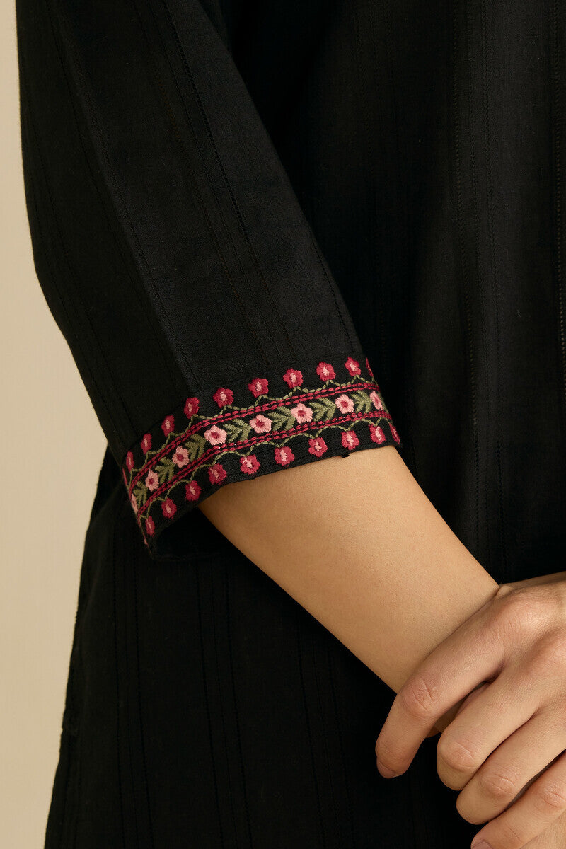 Mehraab Pariza Kurta