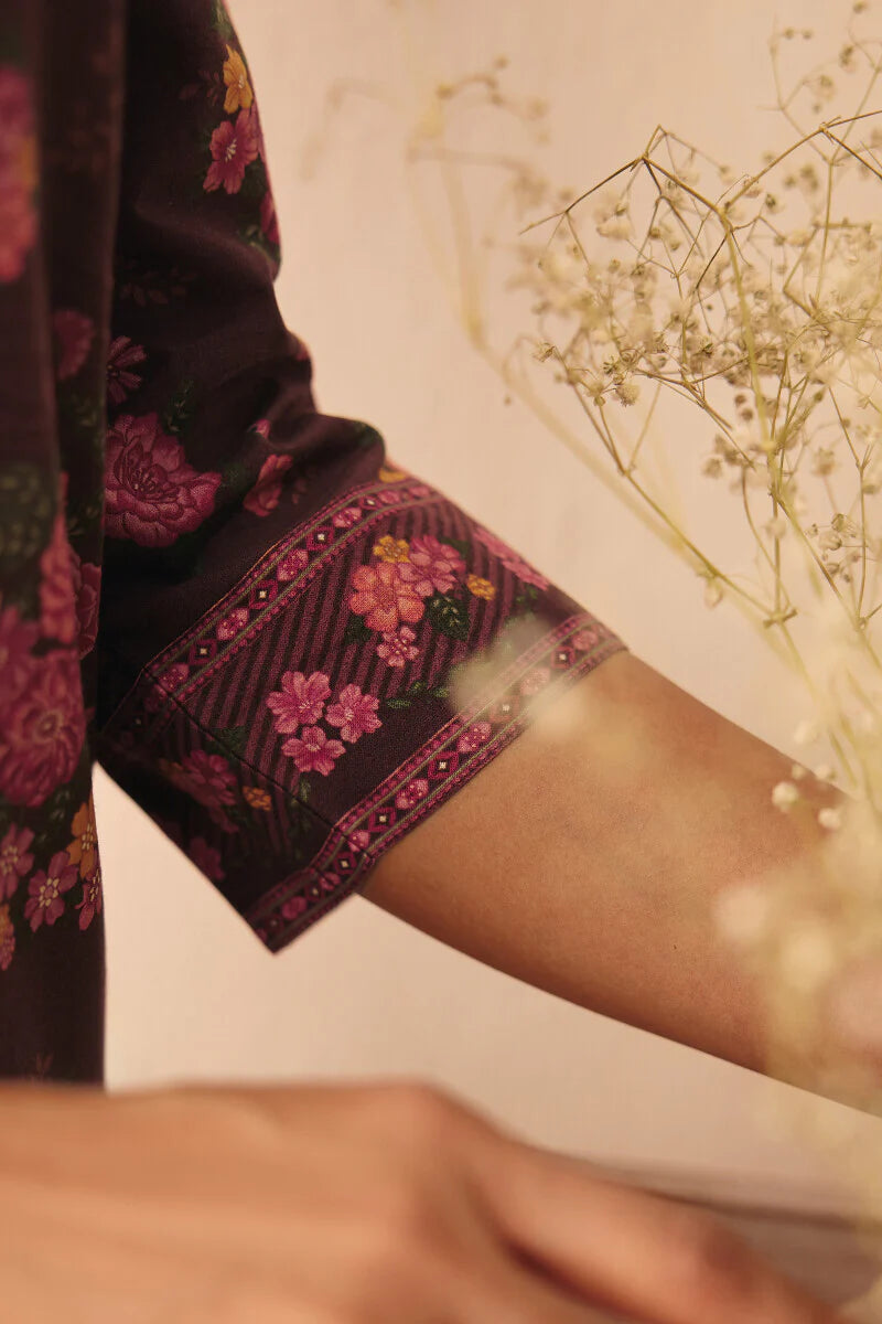 Surplus: Gulraiz Jia Top