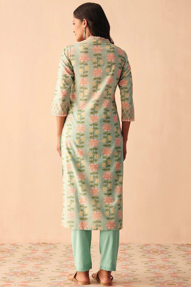 Surplus: Gulraiz Zafina Kurta