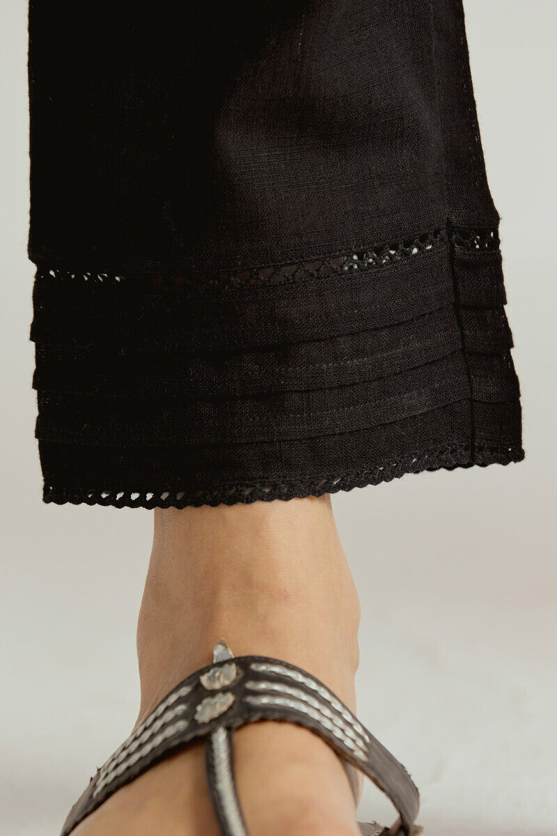 Roza Nida Black Narrow Pants
