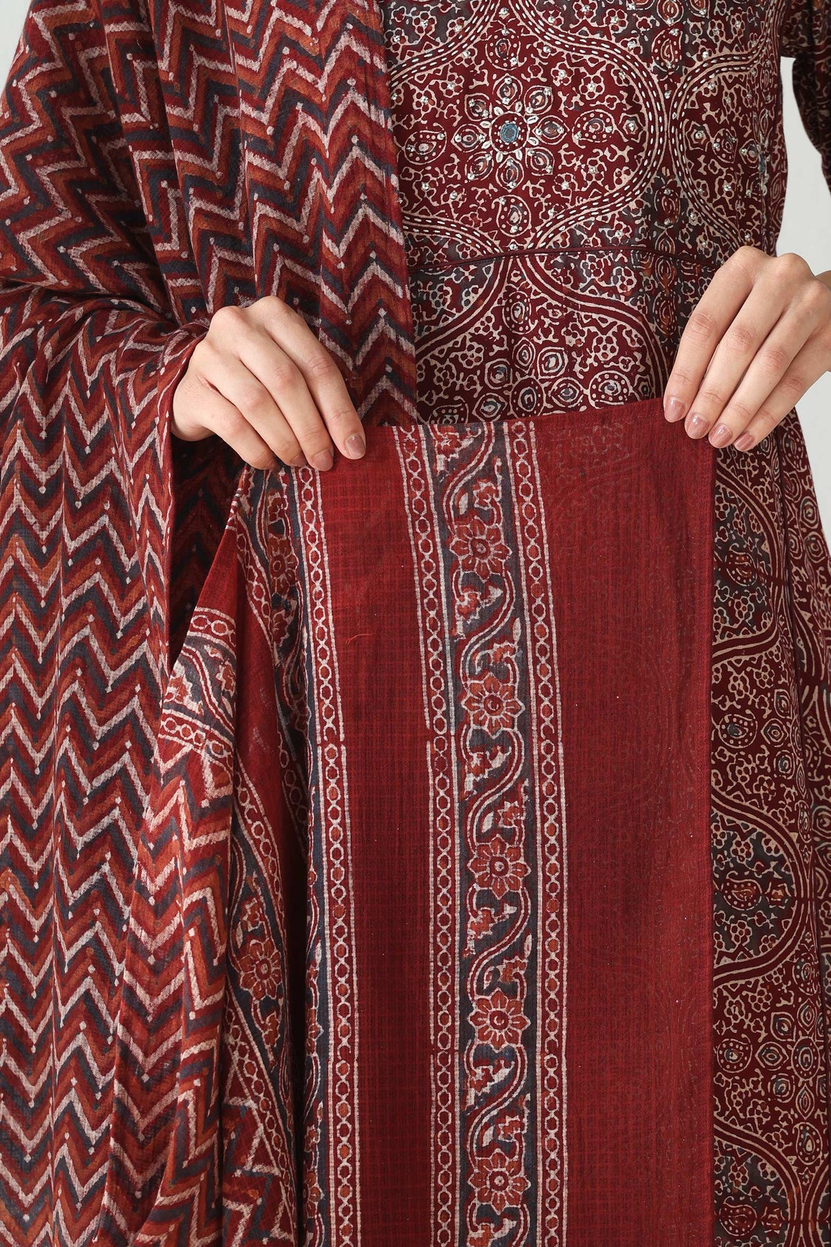 Zubeida Sareen Ajrakh Kota Dupatta